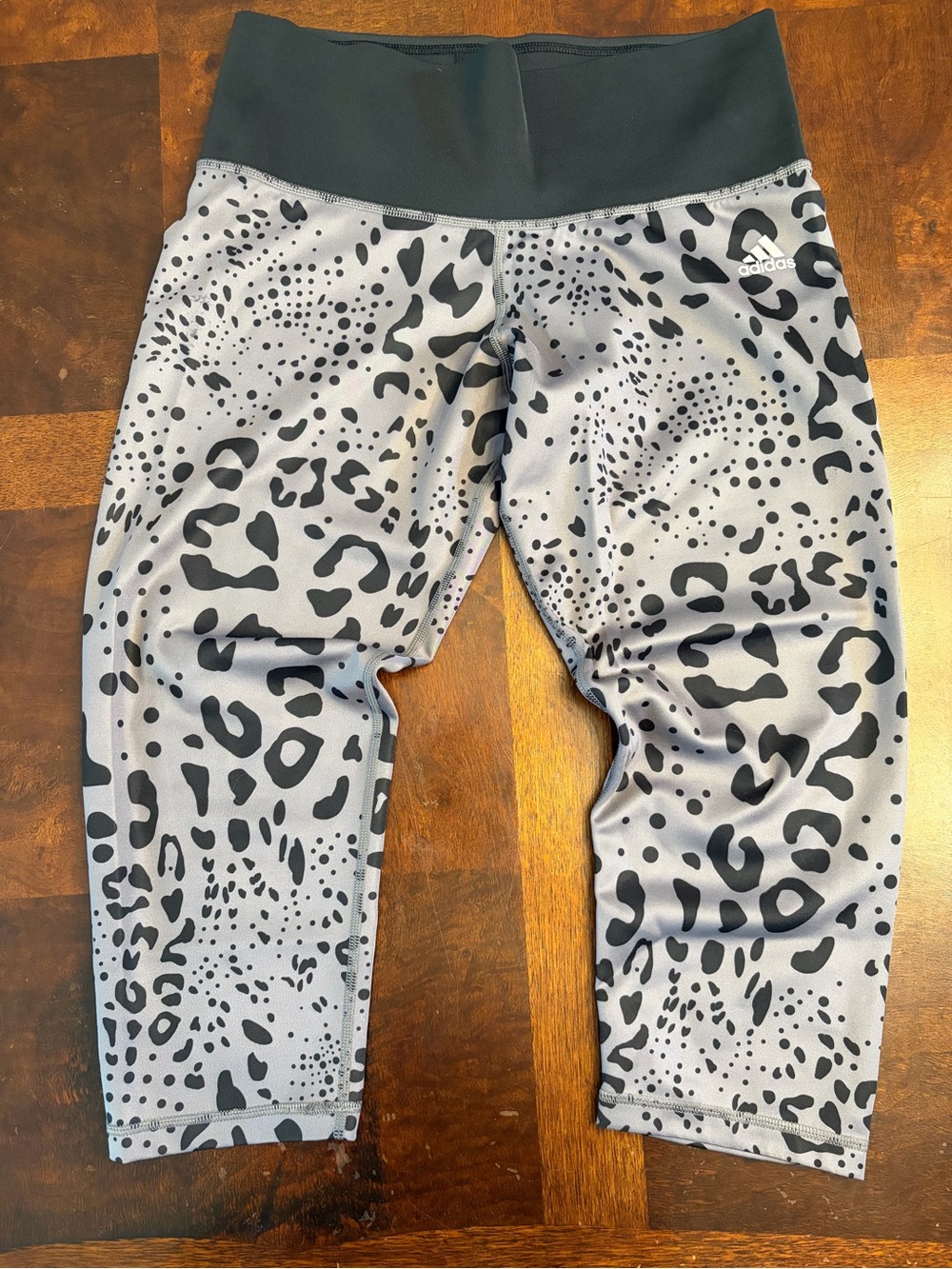 Adidas Climalite Leopard Print Capri Leggings Women’s Size M